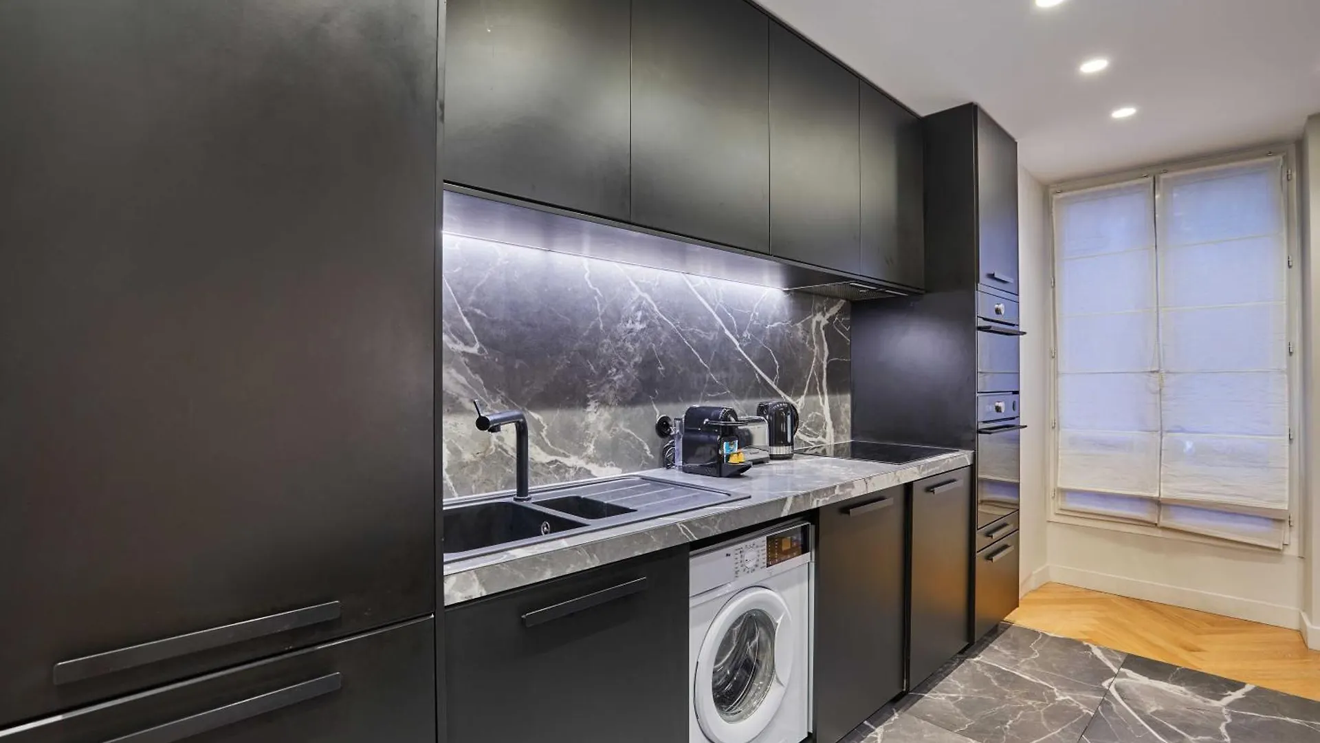 Апартаменты Magnificent - 3br- 8p - Batignolles *