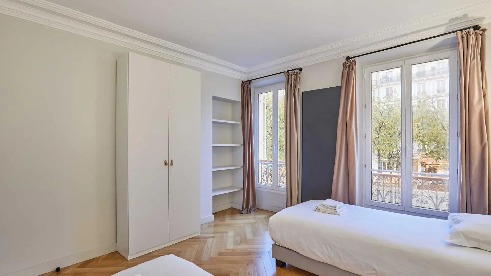 Magnificent - 3br- 8p - Batignolles アパート