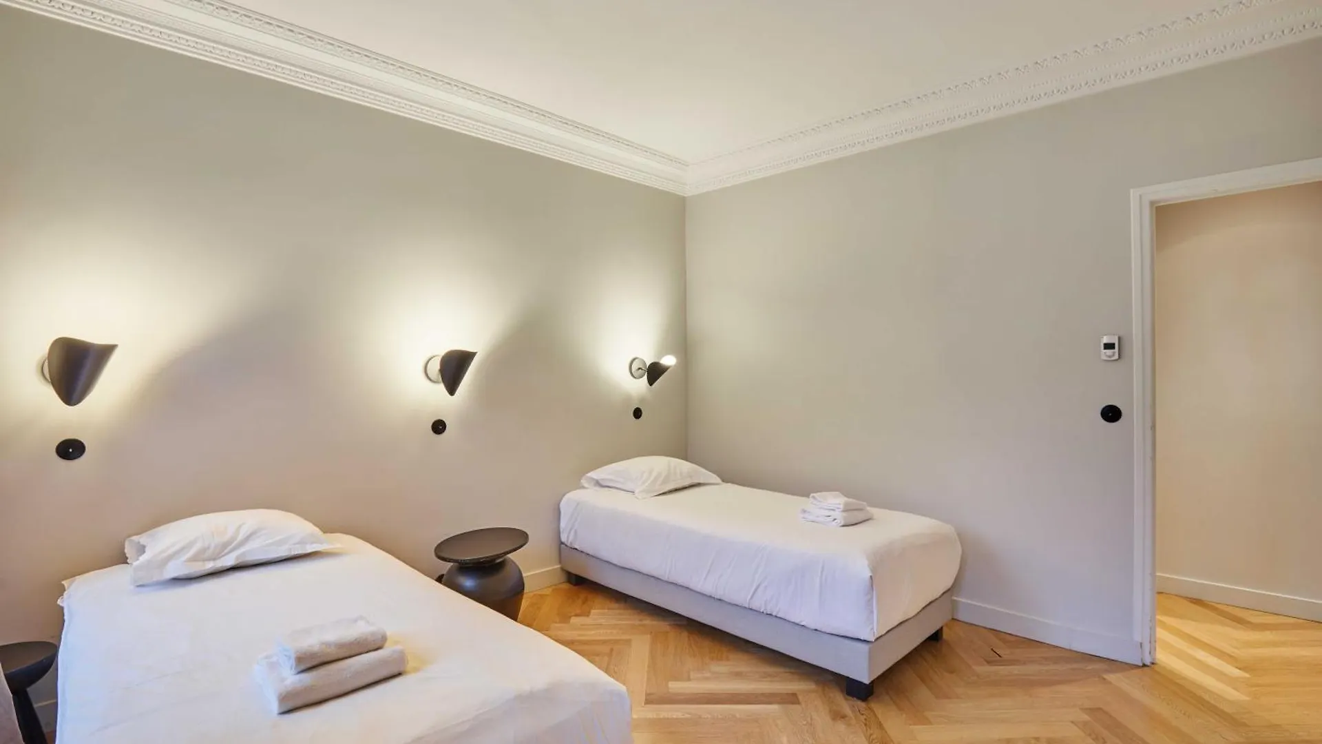 Magnificent - 3br- 8p - Batignolles Париж